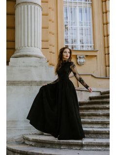 Čierne čipkované maxi šaty s otvoreným chrbtom