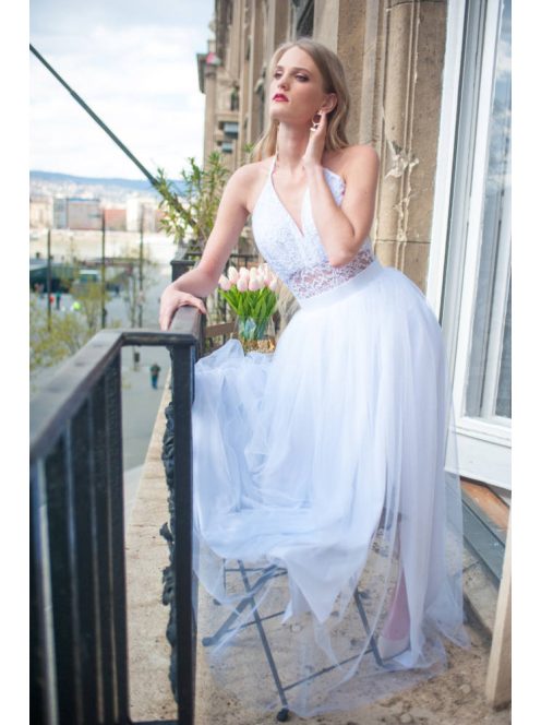 Biele čipkované body