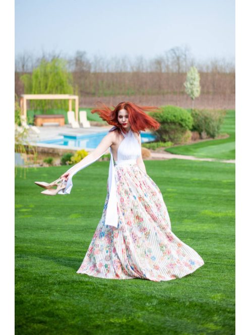 Pripínateľná kvetinová sukňa