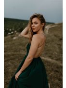 Zelené šaty s odhaleným chrbtom