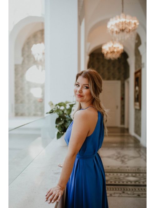 Kráľovské modré šaty jednej veľkosti