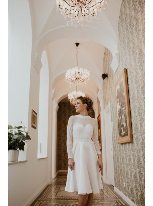 Biele midi bezchrbtové šaty