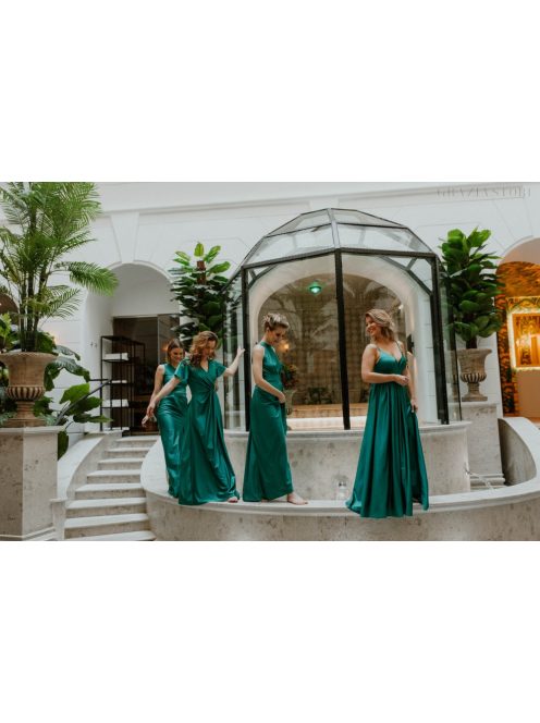 Zelené maxi šaty s preloženým dekoltom