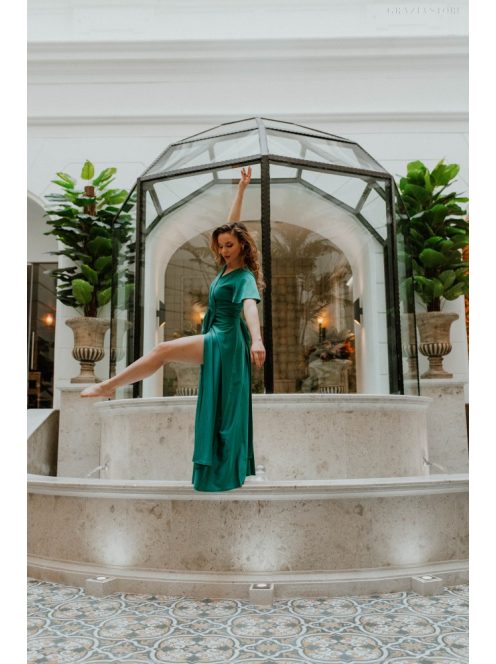 Zelené maxi šaty s preloženým dekoltom