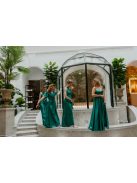 Zelené maxi šaty s predným výstrihom. 