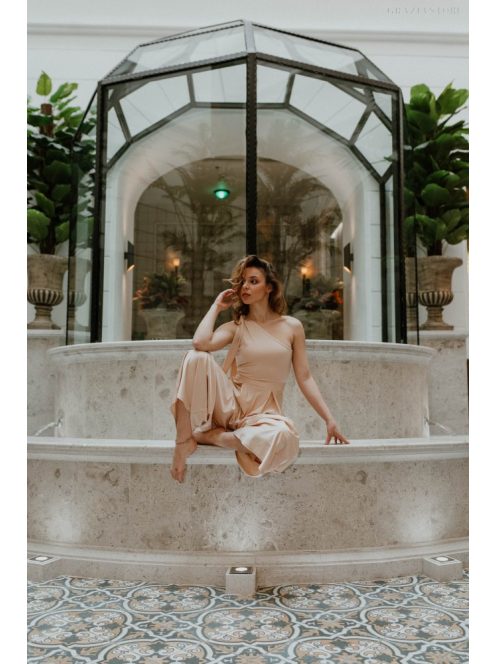 Overal vo farbe šampanského