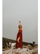 Hrdzavohnedé šaty s V výstrihom