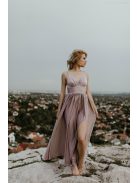 Halvány lila színű v kivágású ruha