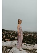 Halvány lila színű v kivágású ruha