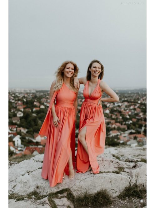 Asymetrické maxi šaty koralovej farby