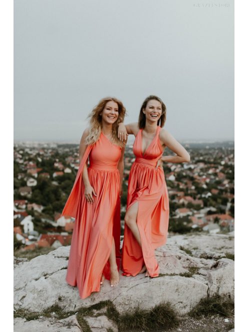 Asymetrické maxi šaty koralovej farby