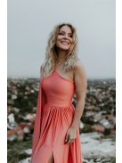 Asymetrické maxi šaty koralovej farby