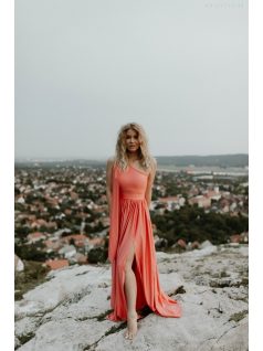 Asymetrické maxi šaty koralovej farby