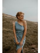 Sivomodré priliehavé šaty s uzlíkovým detailom. 