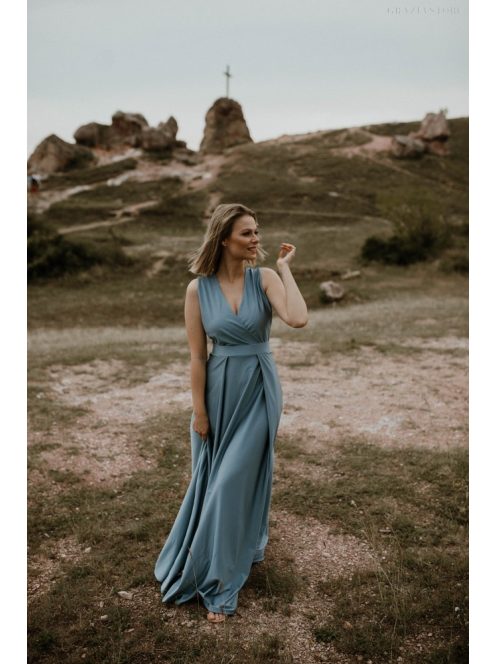 Sivomodré maxi šaty s preloženým dekoltom. 