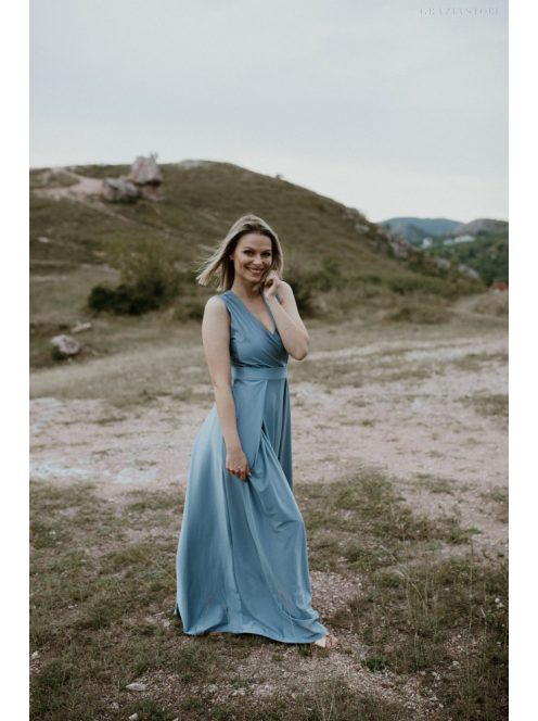 Sivomodré maxi šaty s preloženým dekoltom. 