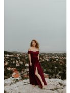 Bordové šaty s výstrihom v tvare srdca