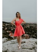 Jedinečné mini šaty koralovej farby 