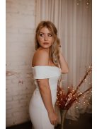 Šaty vo farbe ecru so srdiečkovým výstrihom