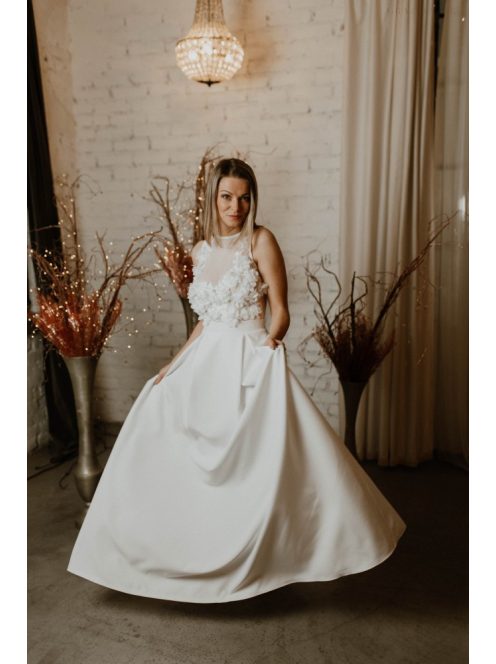 Biele čipkované body