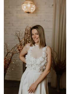 Biele čipkované body