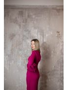 Magenta priliehavé šaty