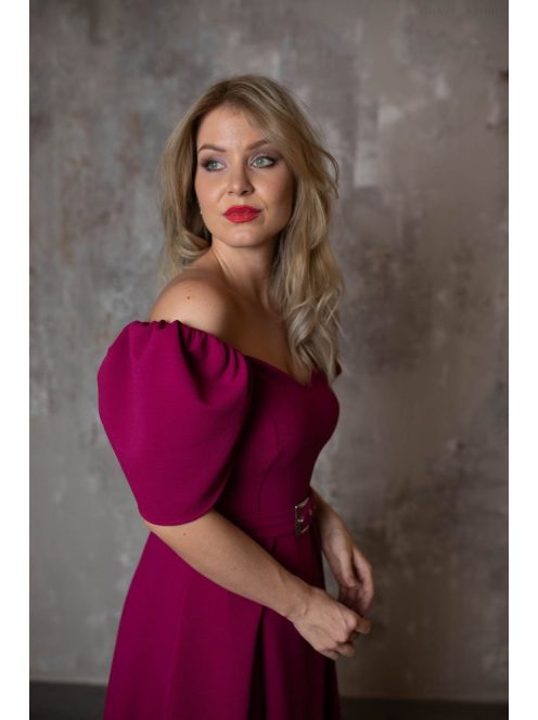 Magenta šaty áčkového strihu
