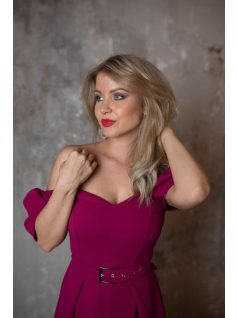 Magenta šaty áčkového strihu