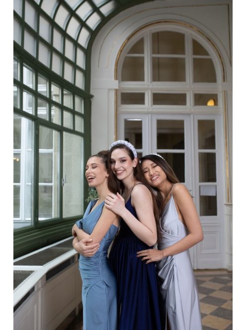 Maxi šaty s padacím výstrihom - šedomodrá