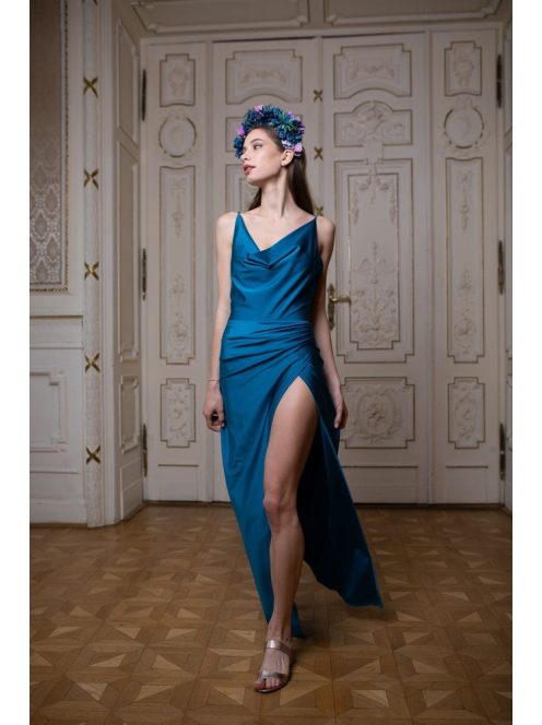 Maxi šaty s hlbokým výstrihom - petrolejovo modrá