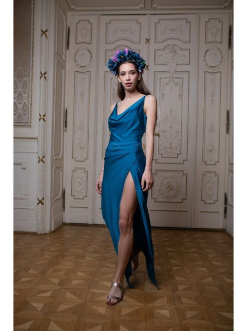 Maxi šaty s hlbokým výstrihom - petrolejovo modrá