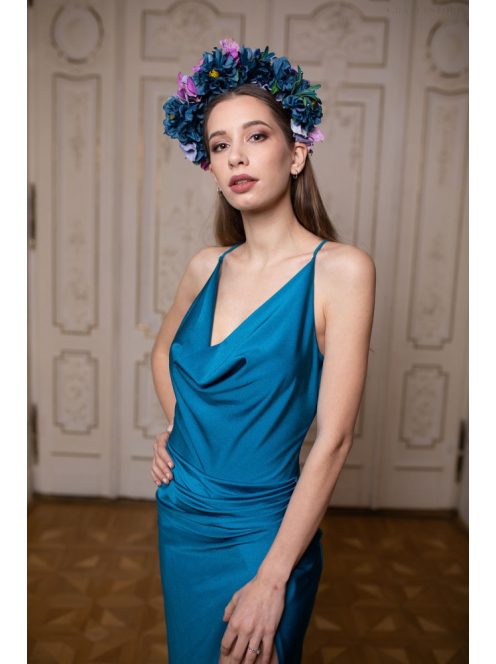 Maxi šaty s hlbokým výstrihom - petrolejovo modrá