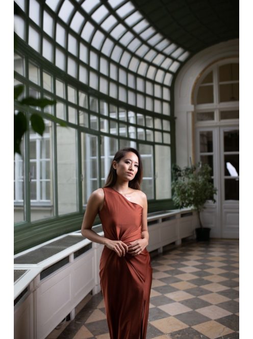 Úzky štýl s uzlíkovým detailom - hrdzavohnedá