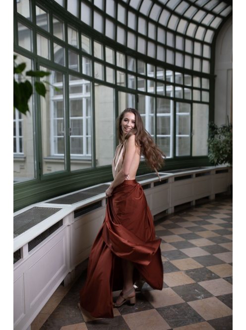 Duo maxi šaty s uzlíkovým detailom - hrdzavohnedá 