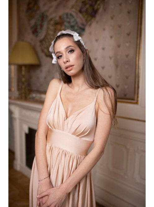 Maxi šaty s výstrihom do V - šampanské