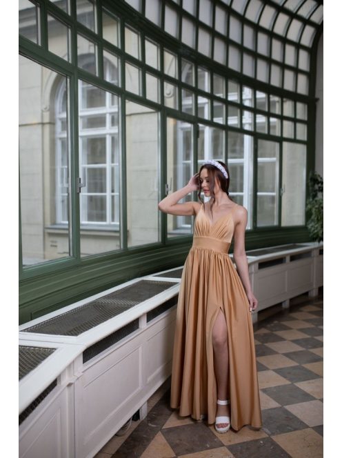 Maxi šaty s výstrihom do V  - zlatá