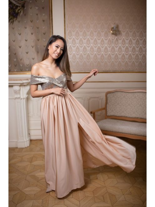 Maxi šaty so srdiečkovým výstrihom a s flitrovaným topom - šampanské 