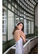 Na boku nariasené, bodycon  maxi šaty - strieborné