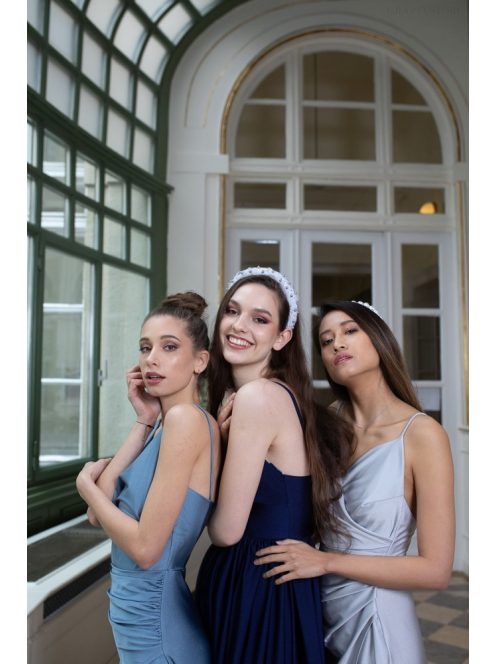 Na boku nariasené, bodycon  maxi šaty - strieborné