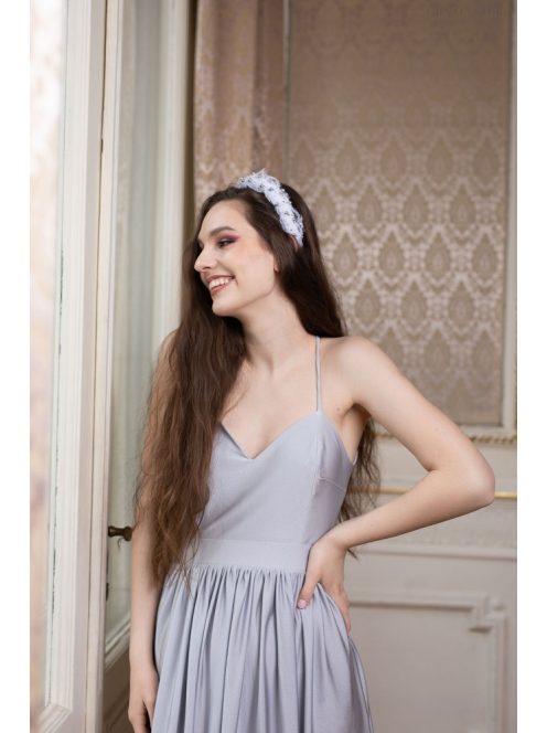 Bezchrbtové maxi šaty - strieborné