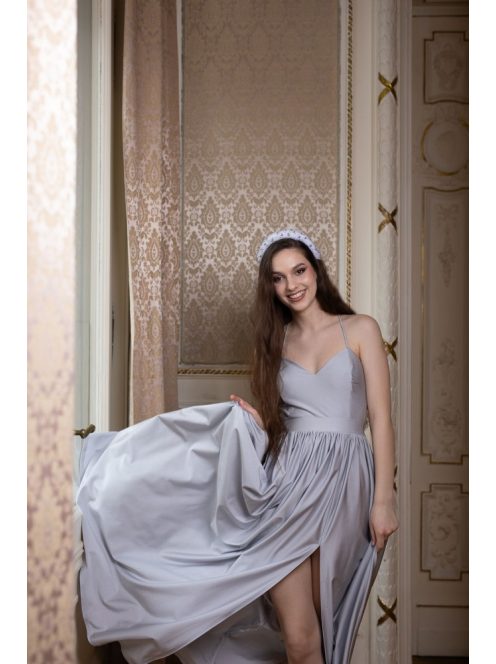 Bezchrbtové maxi šaty - strieborné