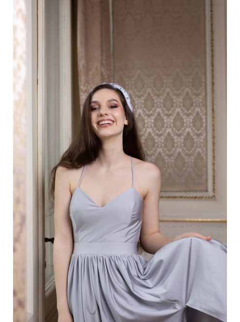 Bezchrbtové maxi šaty - strieborné