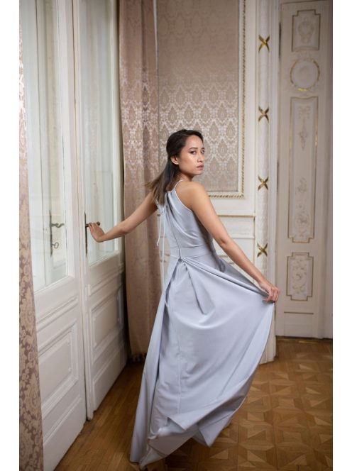 Vpredu-vzadu uzavreté, bezrukávové maxi šaty- strieborná