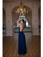  Tmavomodré maxi šaty bez chrbtovej časti