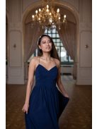  Tmavomodré maxi šaty bez chrbtovej časti