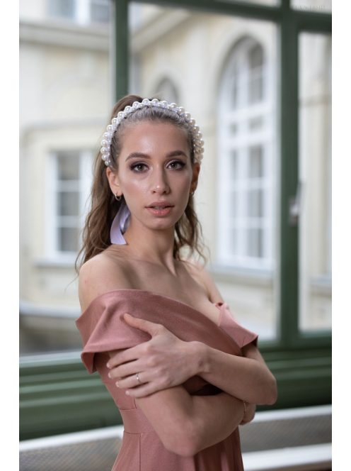 Maxi šaty so srdiečkovým výstrihom - kávovo krémová