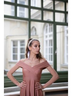 Maxi šaty so srdiečkovým výstrihom - kávovo krémová