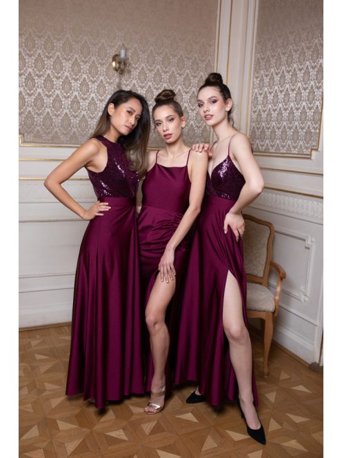 Šaty so stiahnutým pásom - bordová 