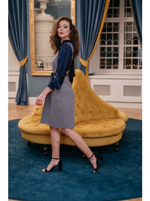 Sassy - Modro-sivé vzorované zásterové šaty