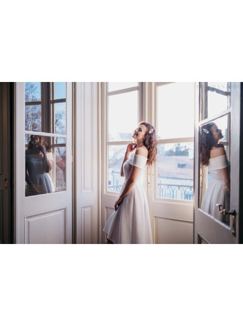 Boundless - biele midi šaty bez ramien